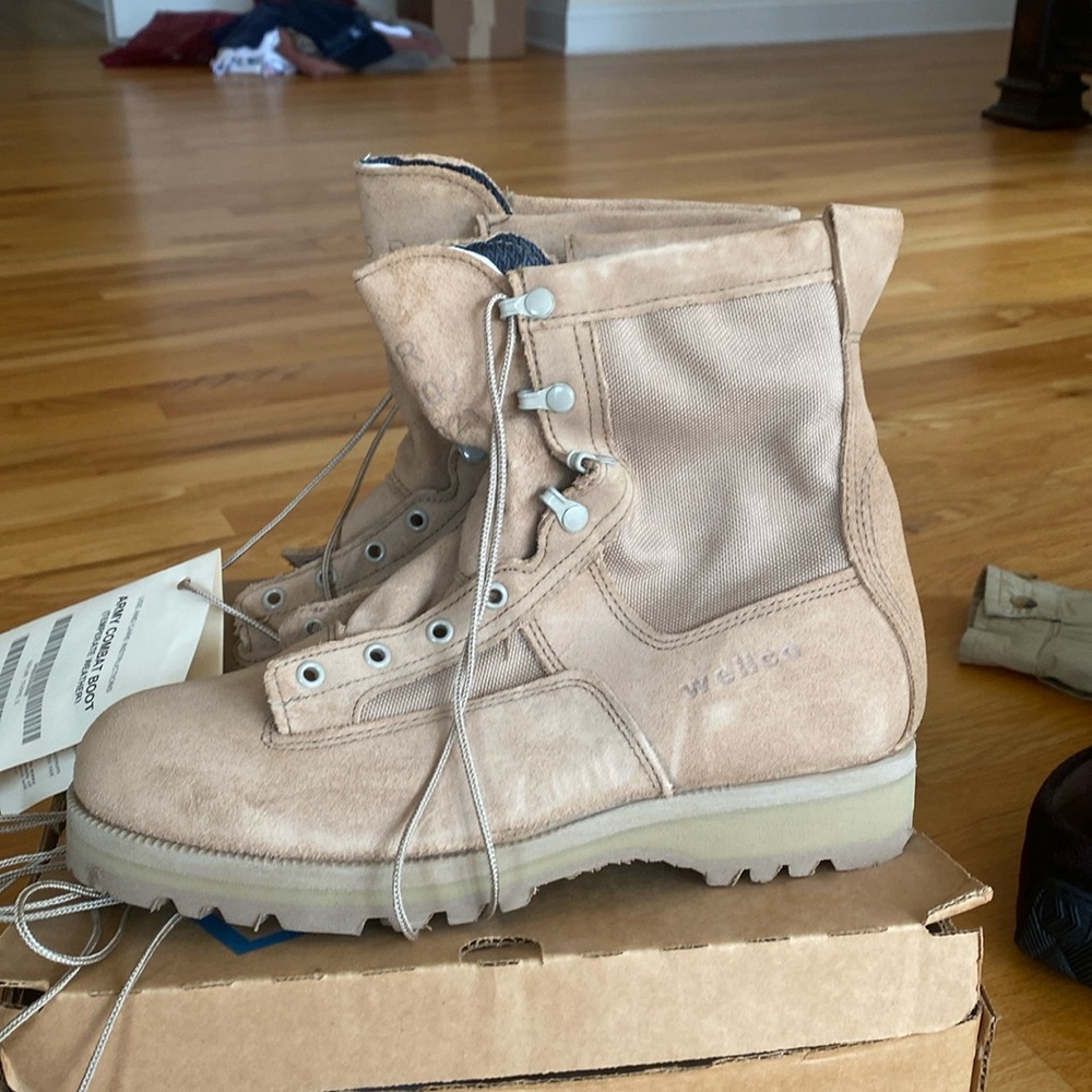 NWT wellco army combat boots tan suede size 10.5